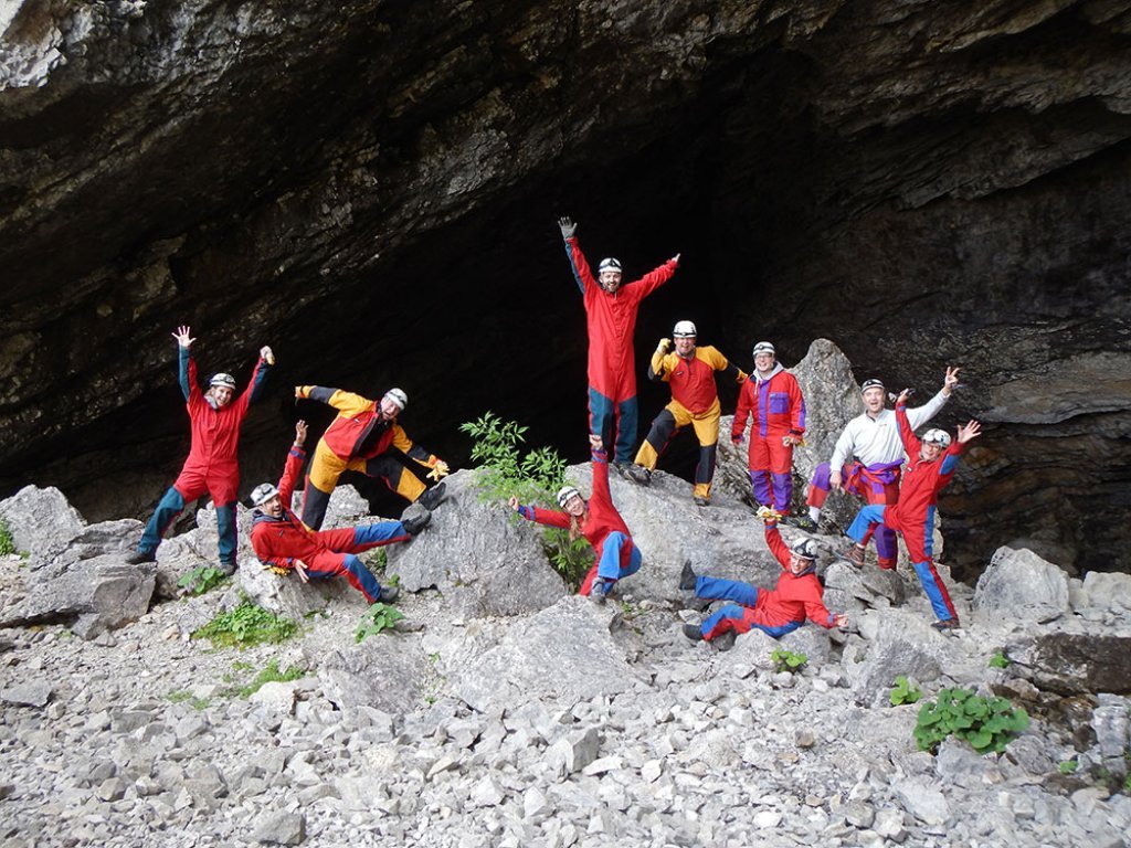 Aktivzentrum Bregenzerwald Schneckenloch Höhlentour